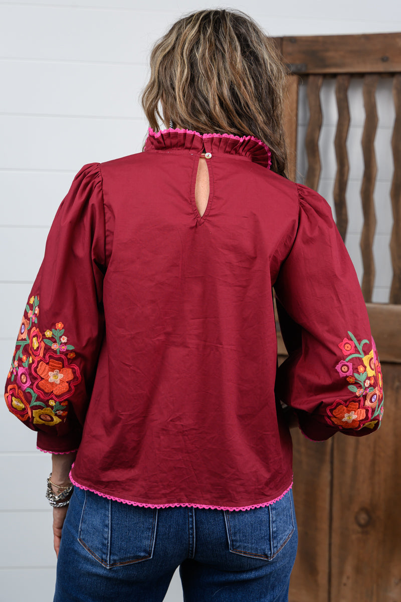 Embroidery Sleeves Top