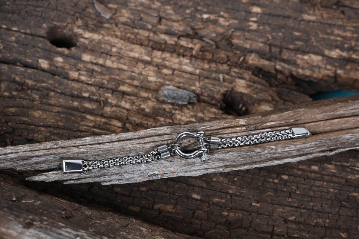 Stirrup Bracelet - Silver