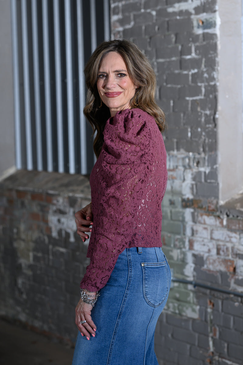 Easel Clothing Mauve Puff Long Sleeve Novelty Lace Woven Blouse – Women's Boutique Top