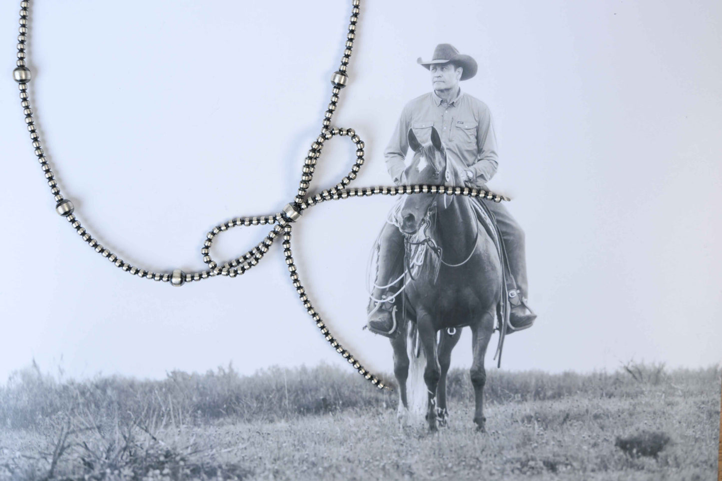 Western Pearl Bow Necklace - 18"