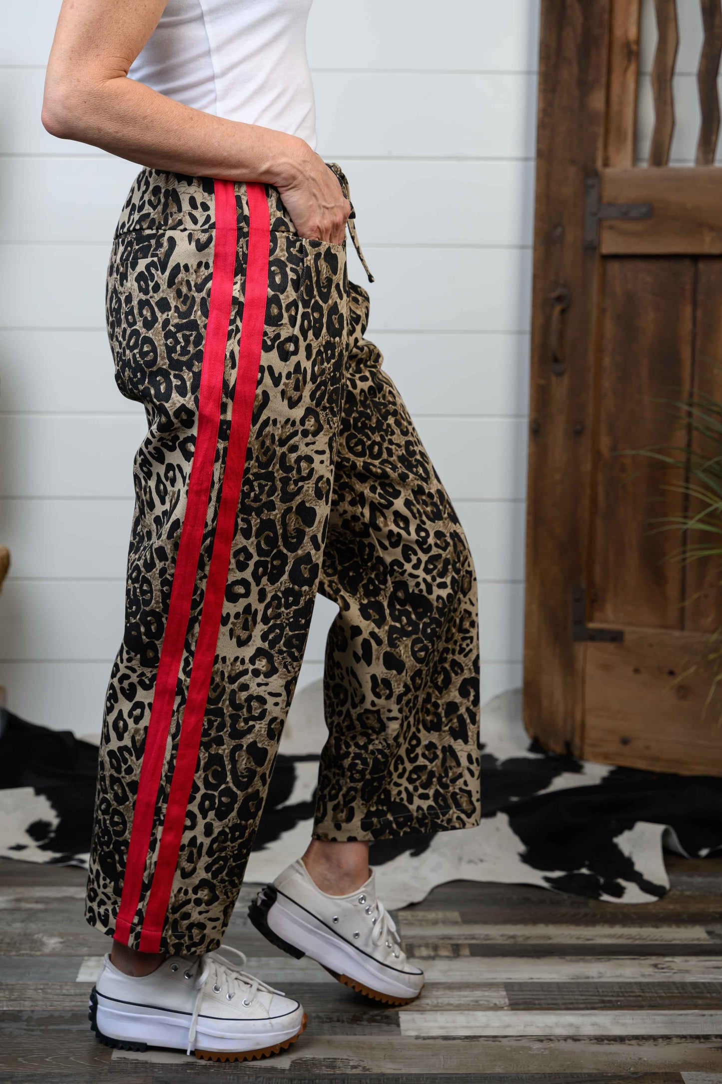 Drawstring Waist Leopard Pants - Red