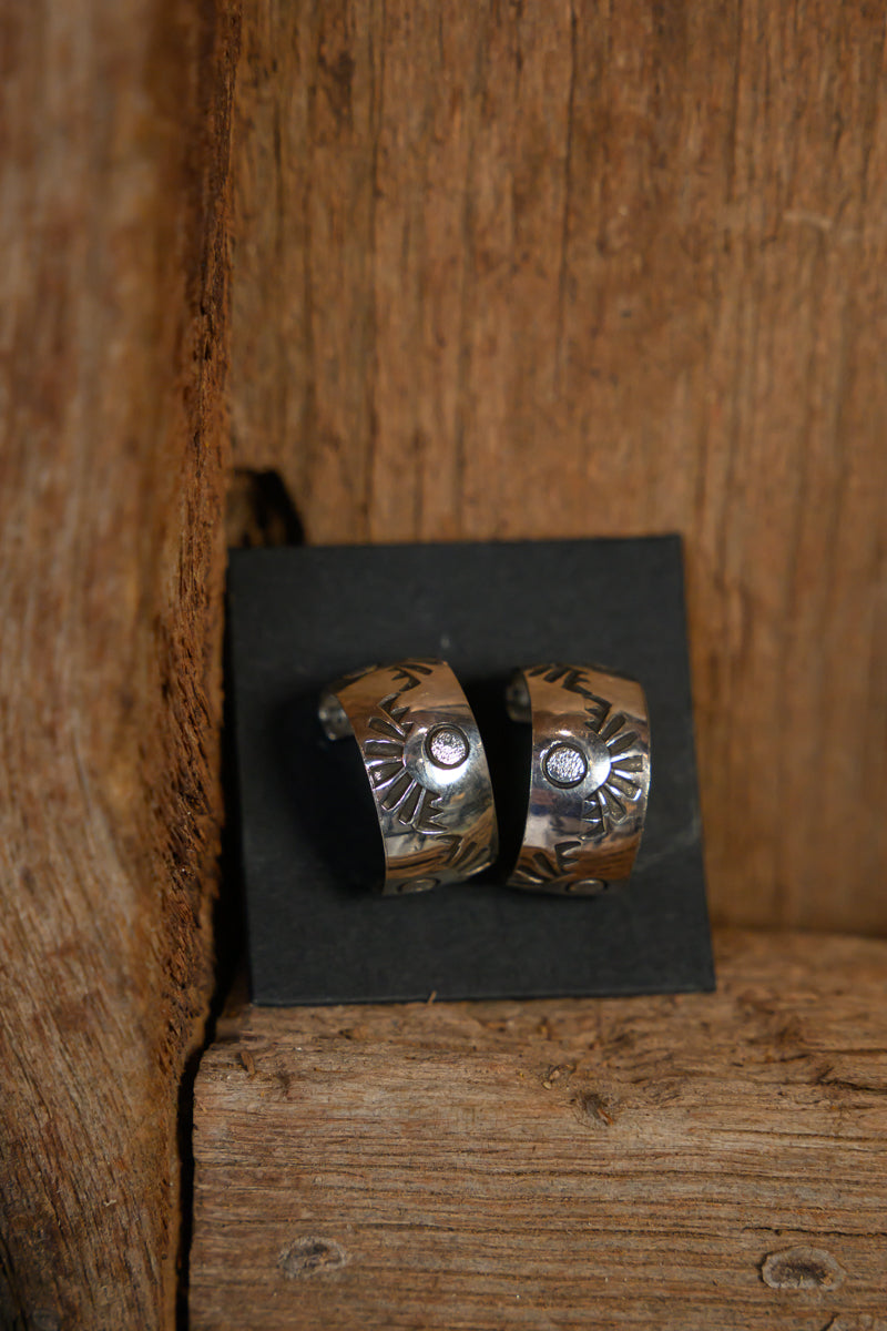 Earrings SS Ear Huggers
