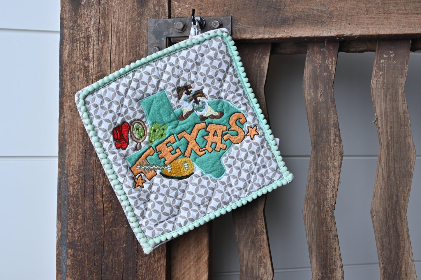 Funky Texas Icons Geometric Pot Holder 8x8