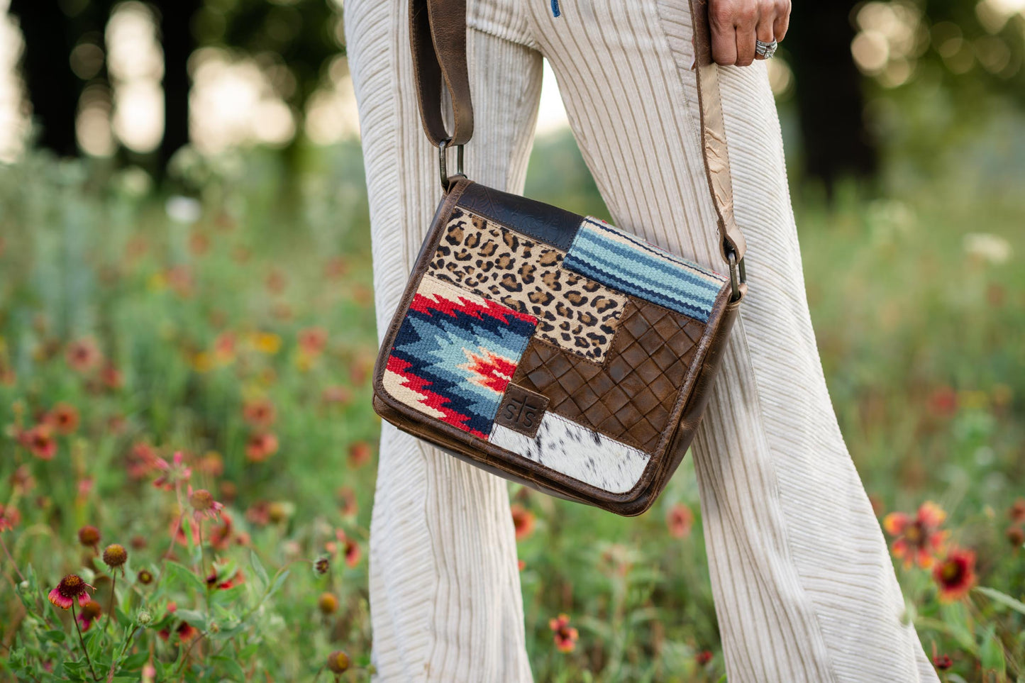 CHAYNEE MTN DELLA CROSSBODY