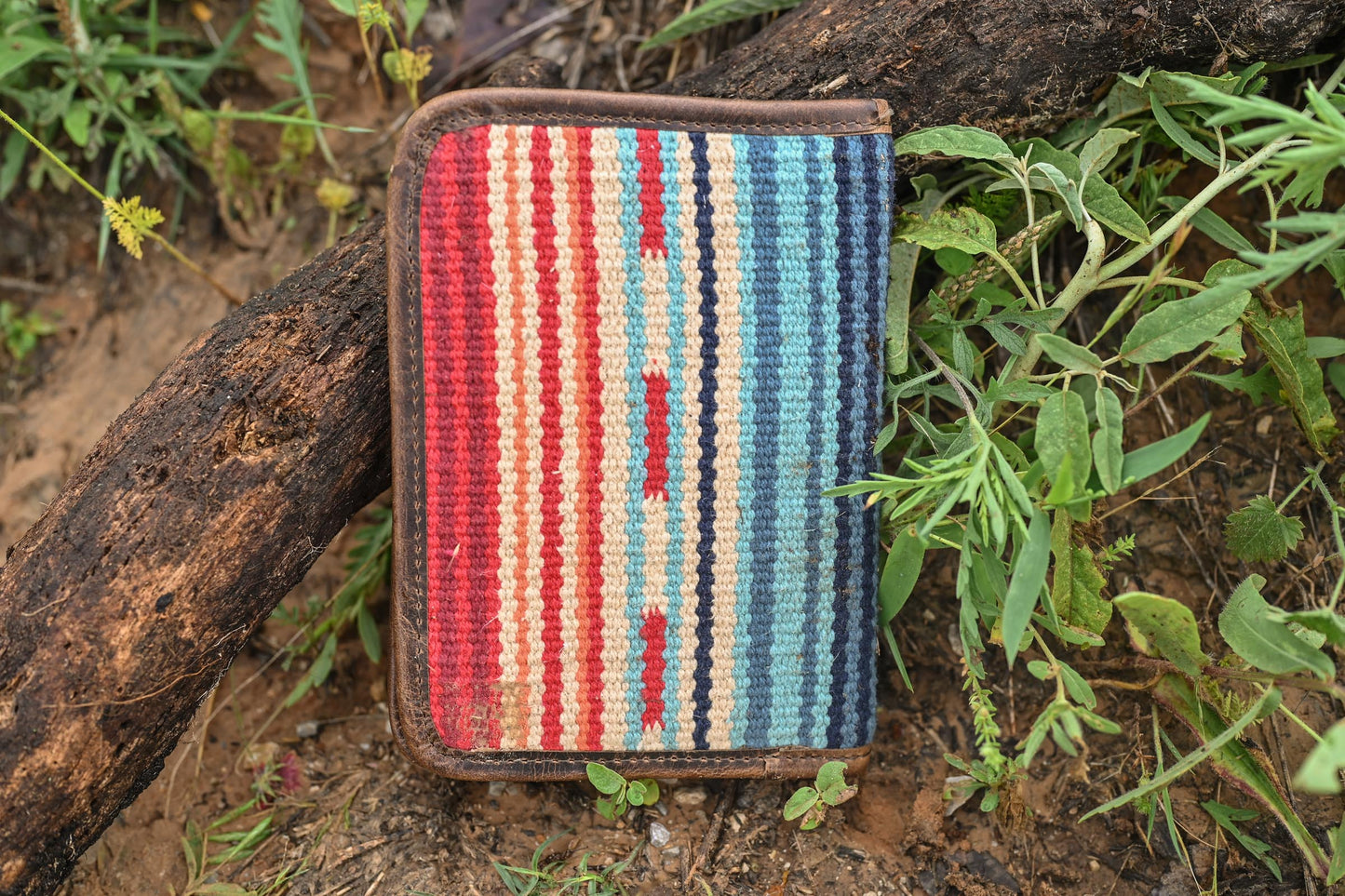 Chaynee Mountain Magnetic Wallet