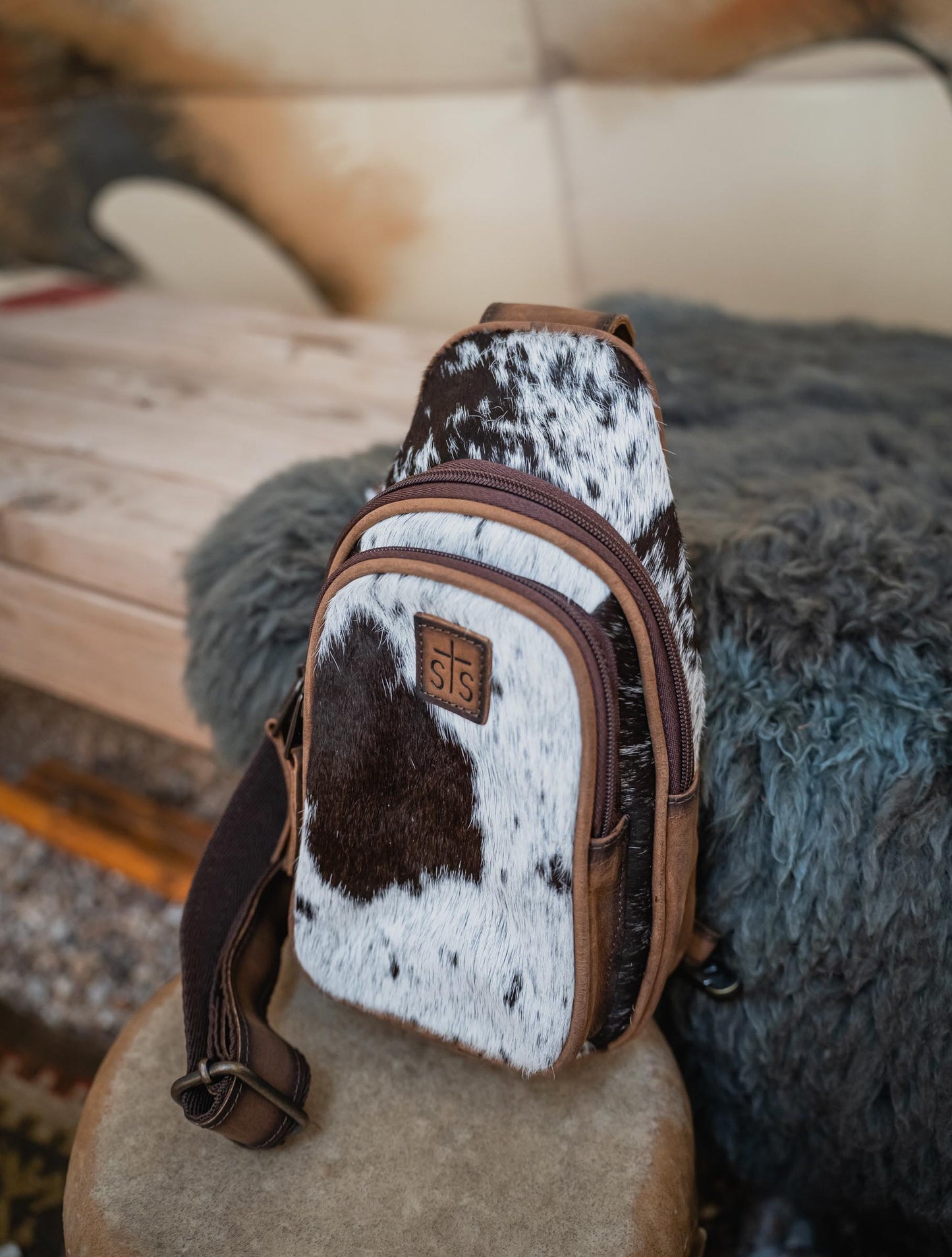 Cowhide Sojourner Sling