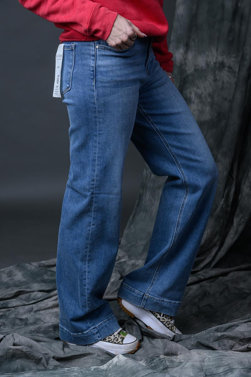 HR Straight Jeans