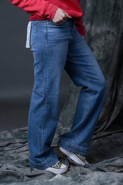 HR Straight Jeans
