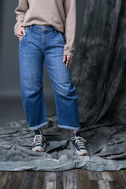Slouchy Cropped Barrel Cuffed Hem Jeans
