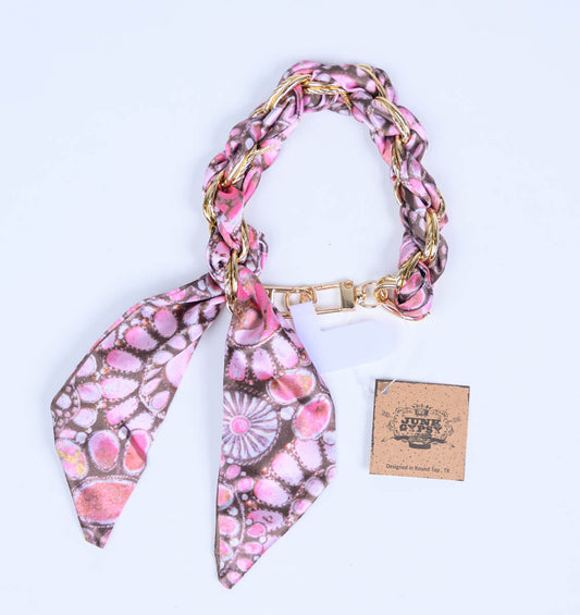 Junk Gypsy Legend Pink Medallion Phone Chain – Western-Inspired Phone Accessory