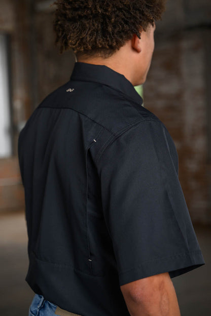 GameGuard Caviar Black Explorer Short Sleeve Shirt – Men's Performance Fishing & Outdoor Shirt