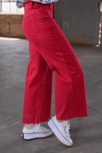 Easel Red Velvet High-Waist Stretch Jeans – Women’s Boutique Statement Denim
