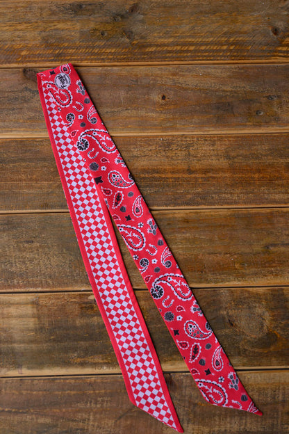 Luck Be a Paisley Twilly Red