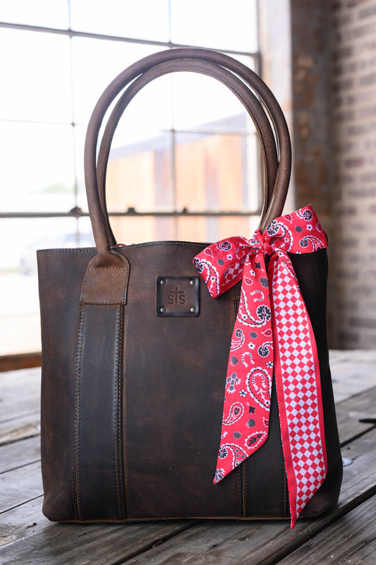 Luck Be a Paisley Twilly Red