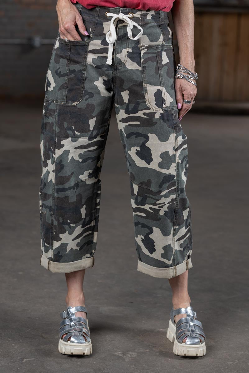 Risen Slouchy Barrel Camo Pants – Women’s Relaxed Boutique Camo Denim