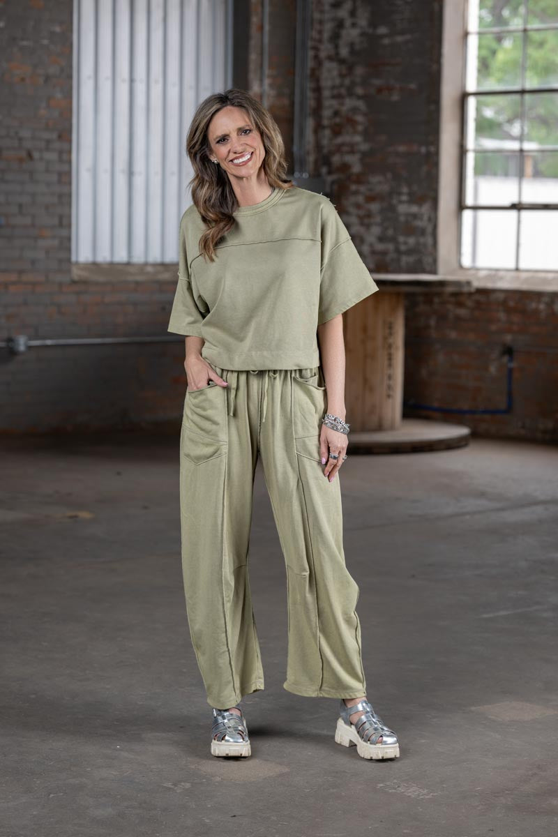 Davi & Dani Barrel Pants Set in Khaki Olive – Women’s Trendy Matching Lounge Set
