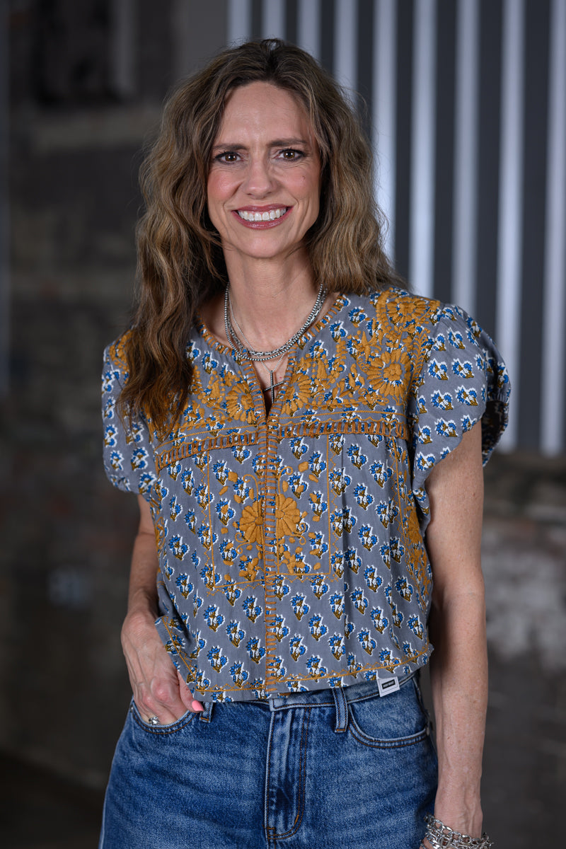 Ivy Jane Grey Block Bolero Top – Women's Boutique Layering Cardigan