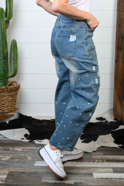 Distressed Barrel Jean, Dark Wash