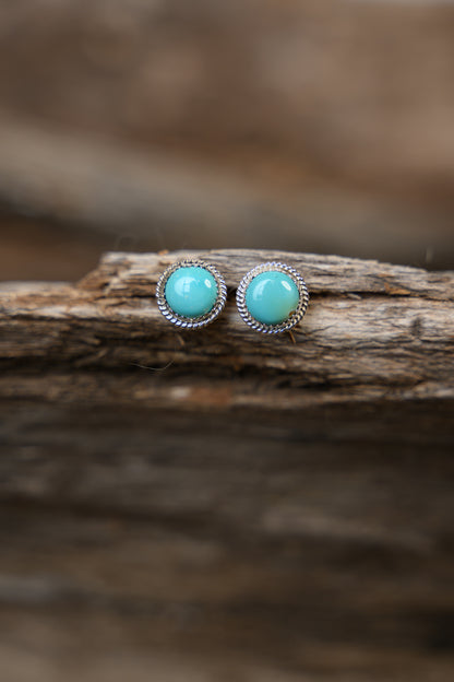 Earring Turquoise. Stud