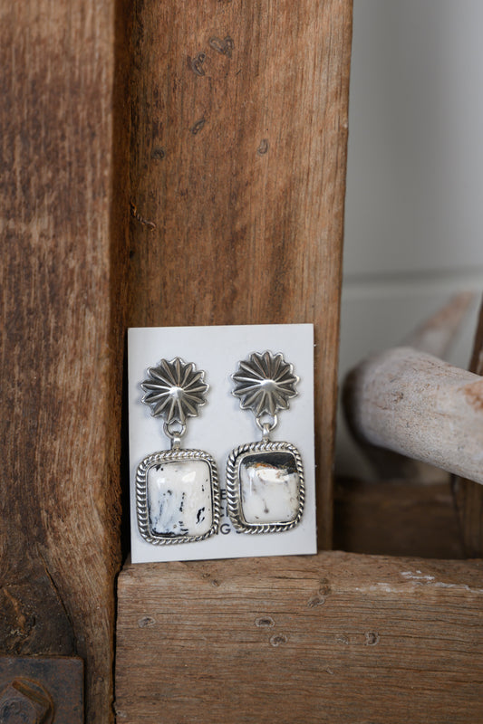 Earring White Buffalo