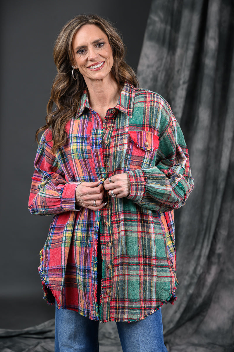 Bluevelvet Two-Tone Red & Green Plaid Contrast Button Down Shirt – Women's Boutique Plaid Top