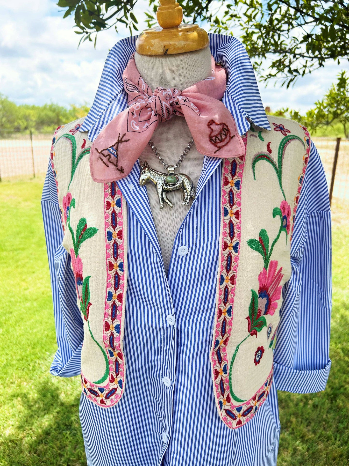 Pradera Pink Zuni Bandana