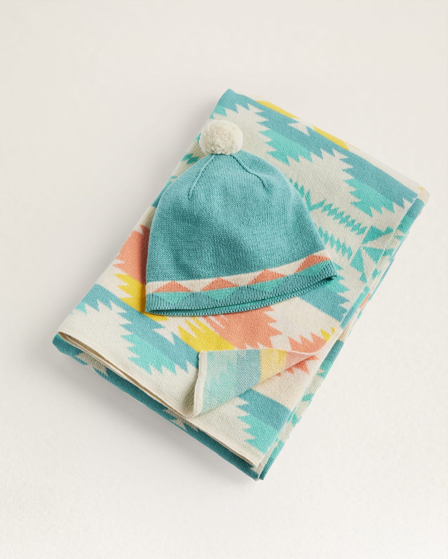 Pendleton Knit Baby Blanket with Beanie- Falcon Cove Tan