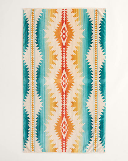 Pendleton Oversized Jacquard Spa Towel – Sunset Pass Luxury Cotton Towel