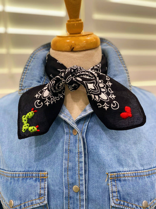 Pradera Black Cactus Bandana