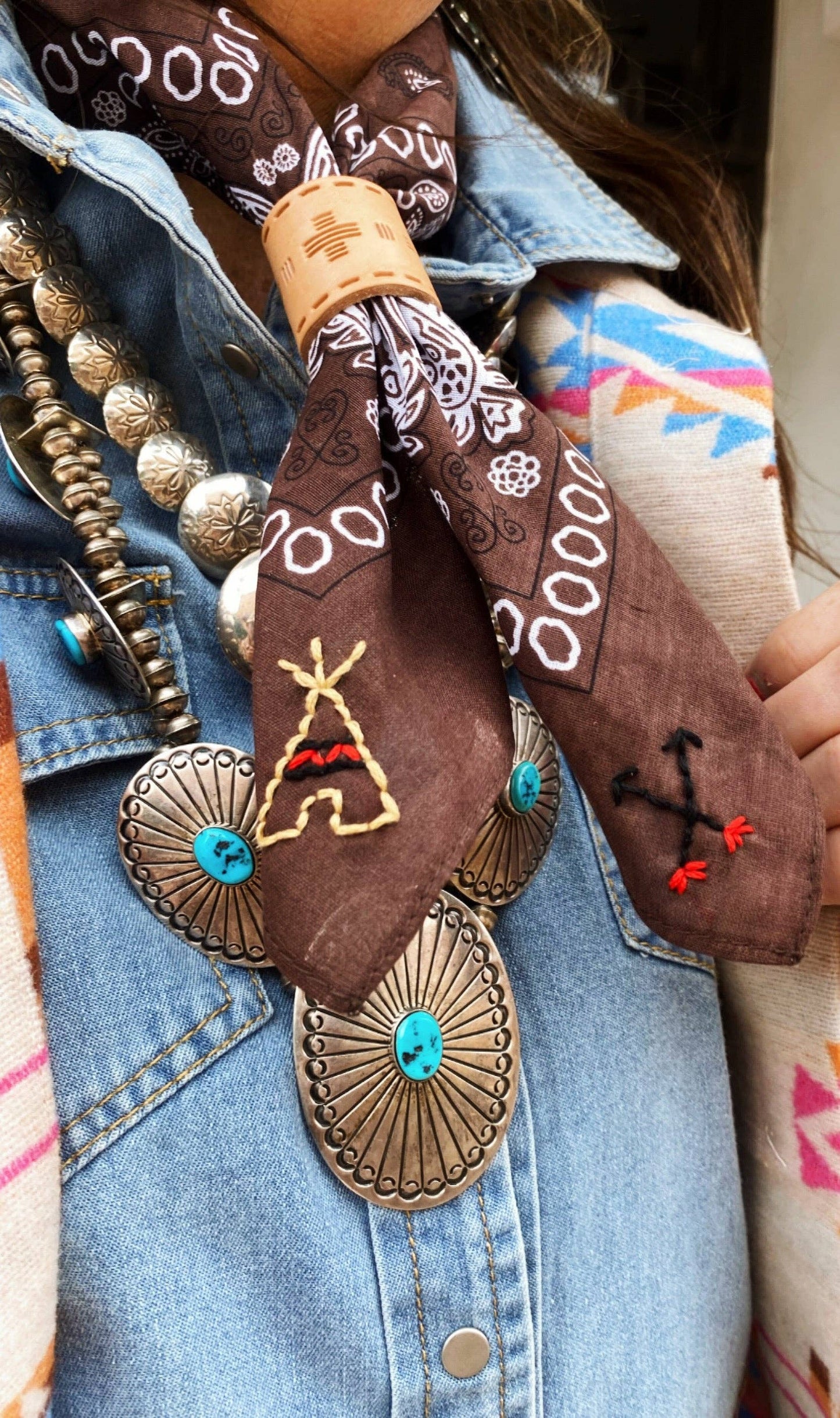 Pradera Brown Taos Bandana