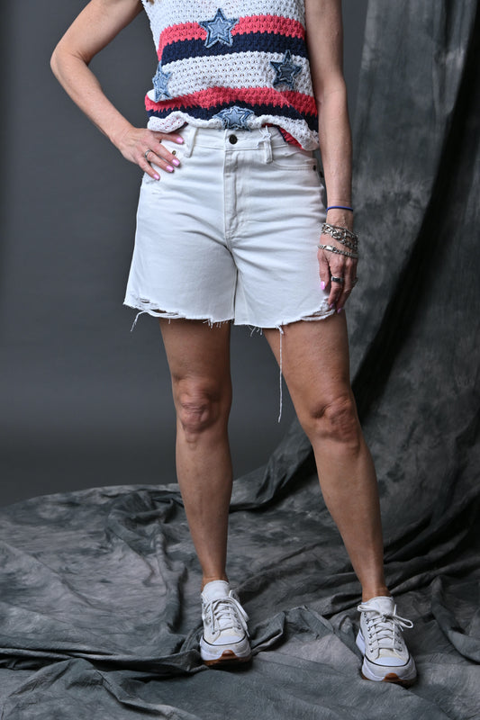 Jennifer Smith of STS Ranch wearing Judy Blue high waisted white dad shorts with distressed hem