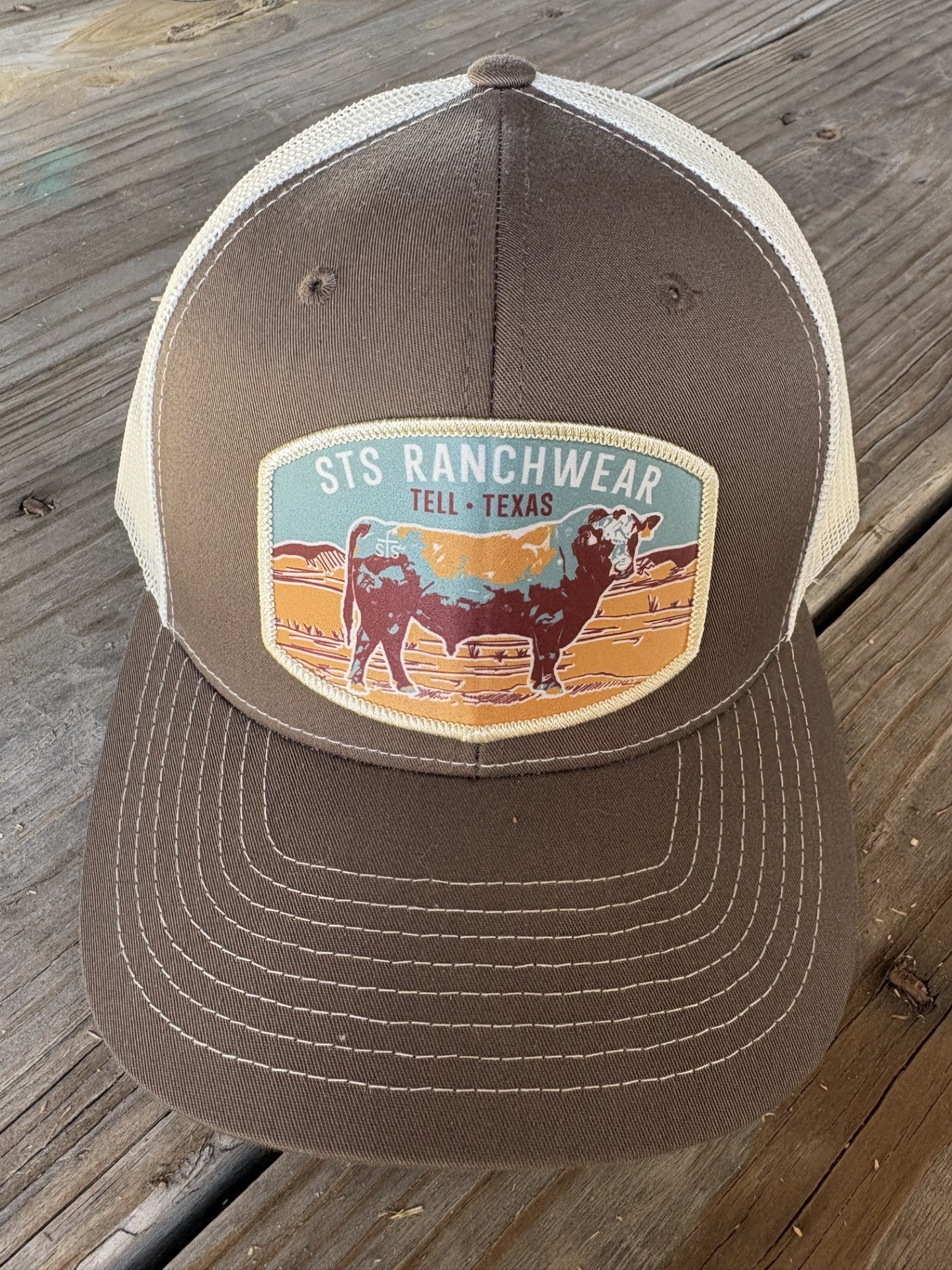 STS Olive/Cream - Bull Patch