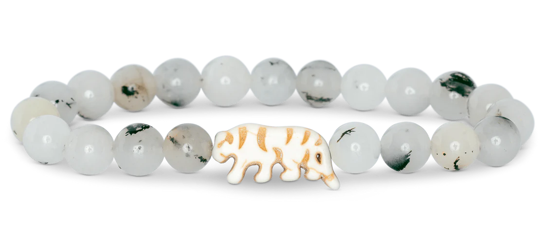 Fahlo The Prowl Bracelet – Tiger Tracking Bracelet in Siam Stone