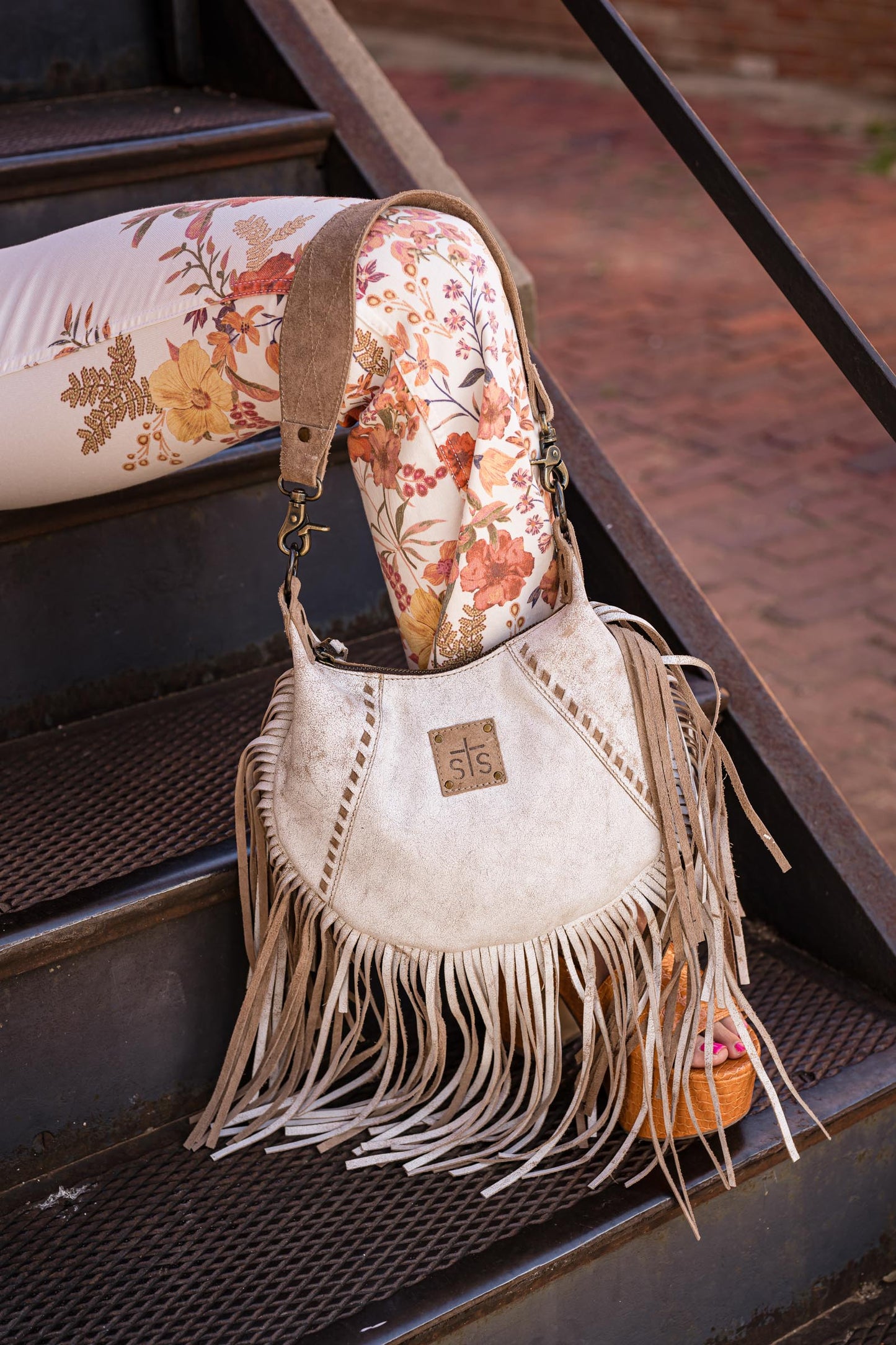 Cremello Nellie Fringe Bag