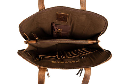Chaynee Mountain Laptop Shopper