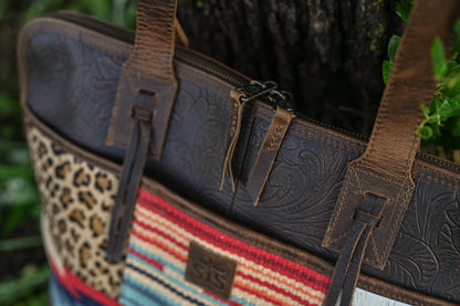 Chaynee Mountain Laptop Shopper