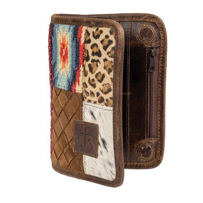 Chaynee Mountain Magnetic Wallet
