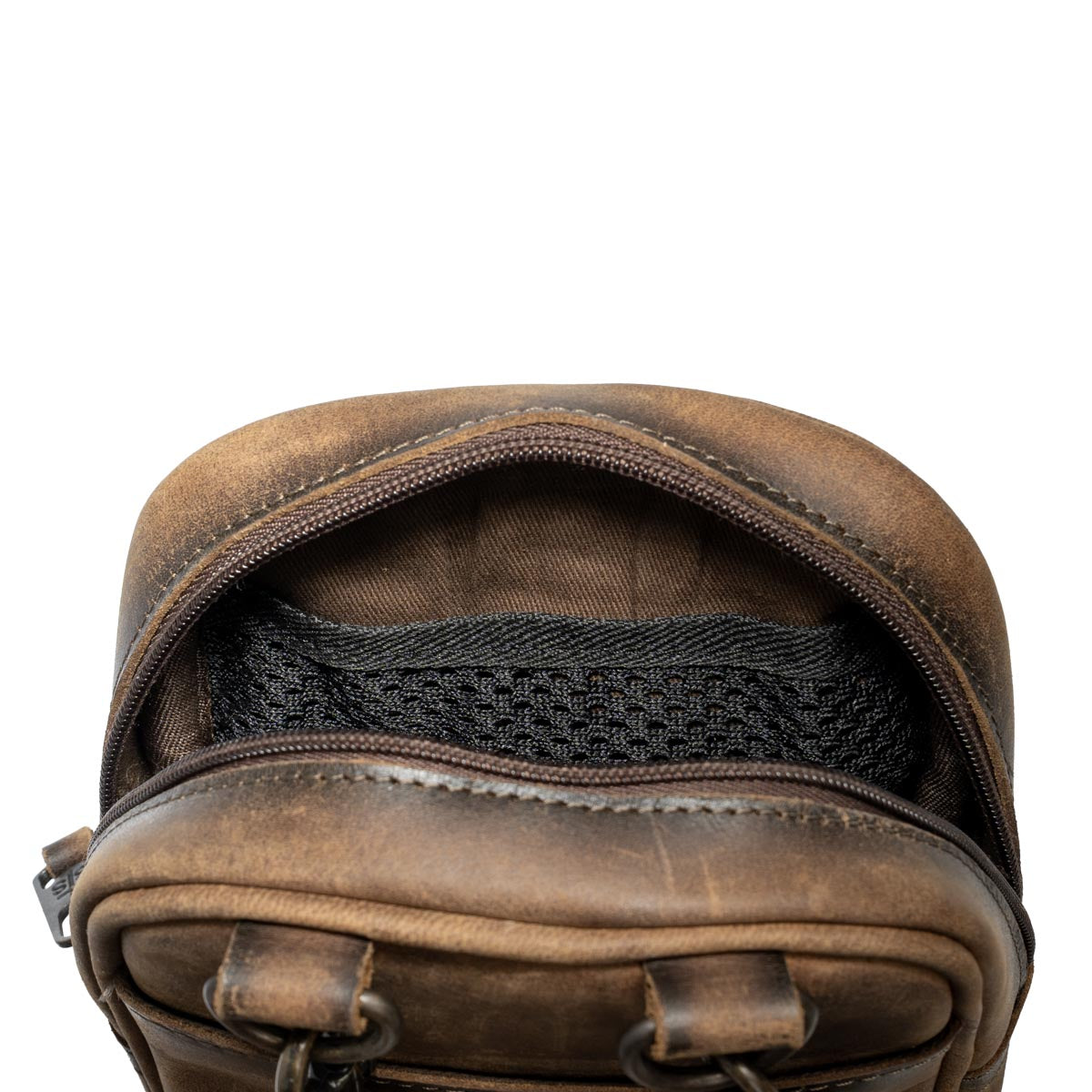 STS Ranchwear Baroness Auzlyn Leather Crossbody Bag Jennifer Smith STS Ranchwear interior product image showing mesh pocket