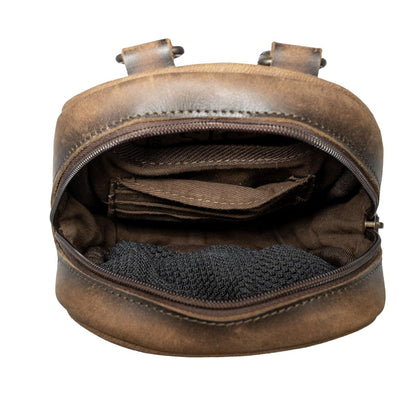 STS Ranchwear Baroness Auzlyn Leather Crossbody Bag Jennifer Smith STS Ranchwear interior product image showing card slots