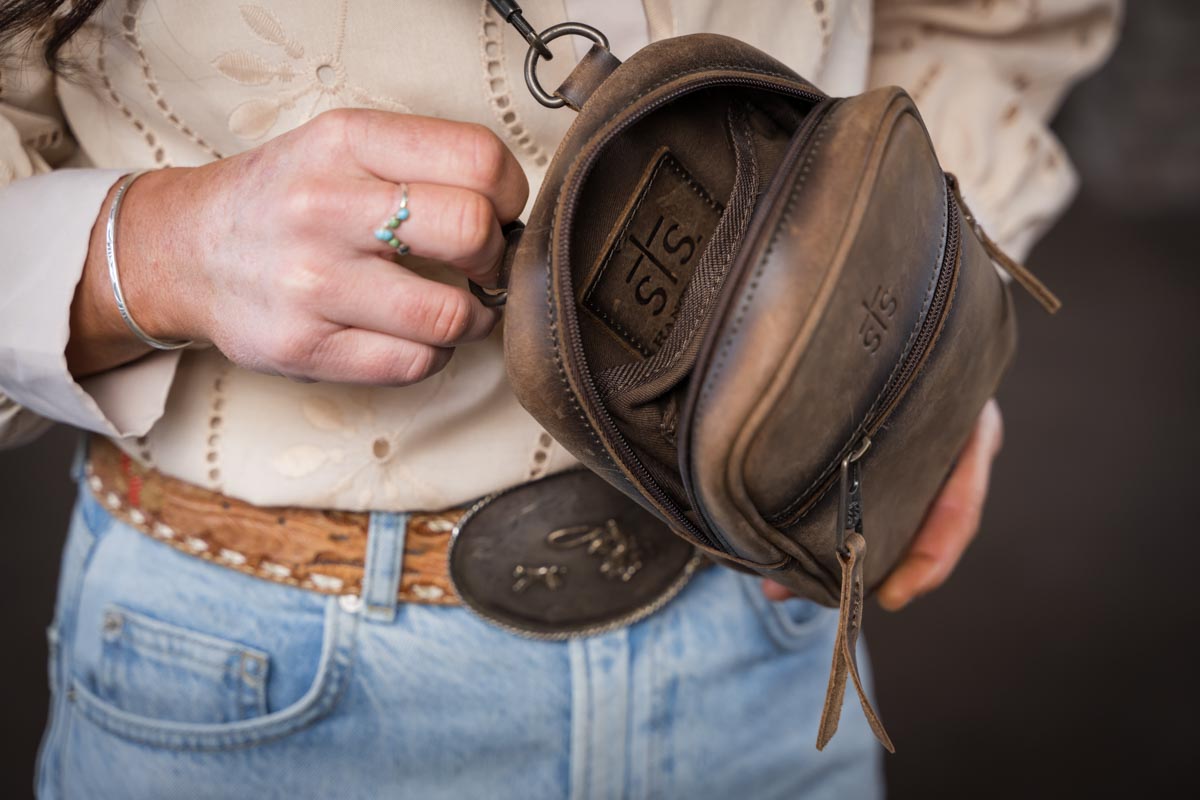 STS Ranchwear Baroness Auzlyn Leather Crossbody Bag Jennifer Smith STS Ranchwear interior lifestyle photo
