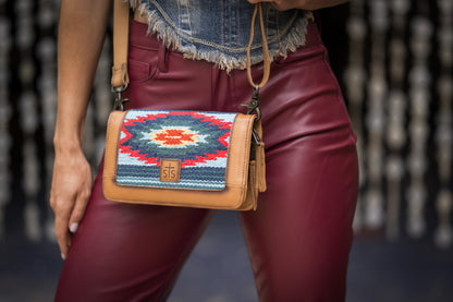 Chaynee Valley Evie Organizer Serape