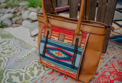 Chaynee Valley Lg Tote Serape