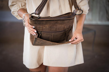 STS Ranchwear Baroness Olivia distressed leather crossbody bag
western leather crossbody purse by STS Ranchwear brown distressed leather western handbag Jennifer Smith STS Ranch front flap view