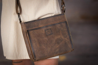 STS Ranchwear Baroness Olivia distressed leather crossbody bag
western leather crossbody purse by STS Ranchwear brown distressed leather western handbag Jennifer Smith STS Ranch close up view