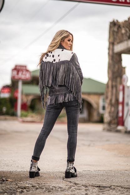 THE FRONTIER BLACKSTONE HAIR ON HIDE