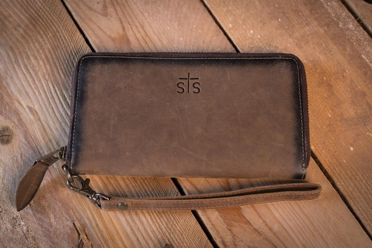 Jennifer Smith STS Ranch Baroness Betsy Bifold Wristlet by STS Ranchwear front view