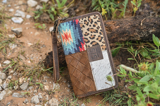 CHAYNEE MTN BENTLEY WALLET