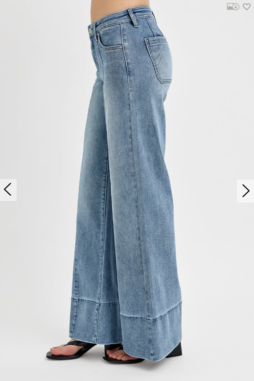 TC Mid-Rise Ankle Wide Flare Jeans