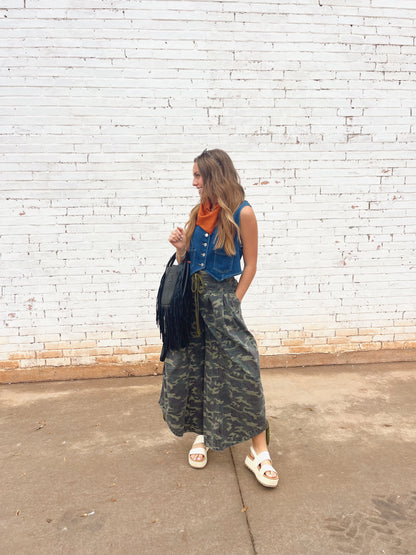 Ruched Side Camo Pants