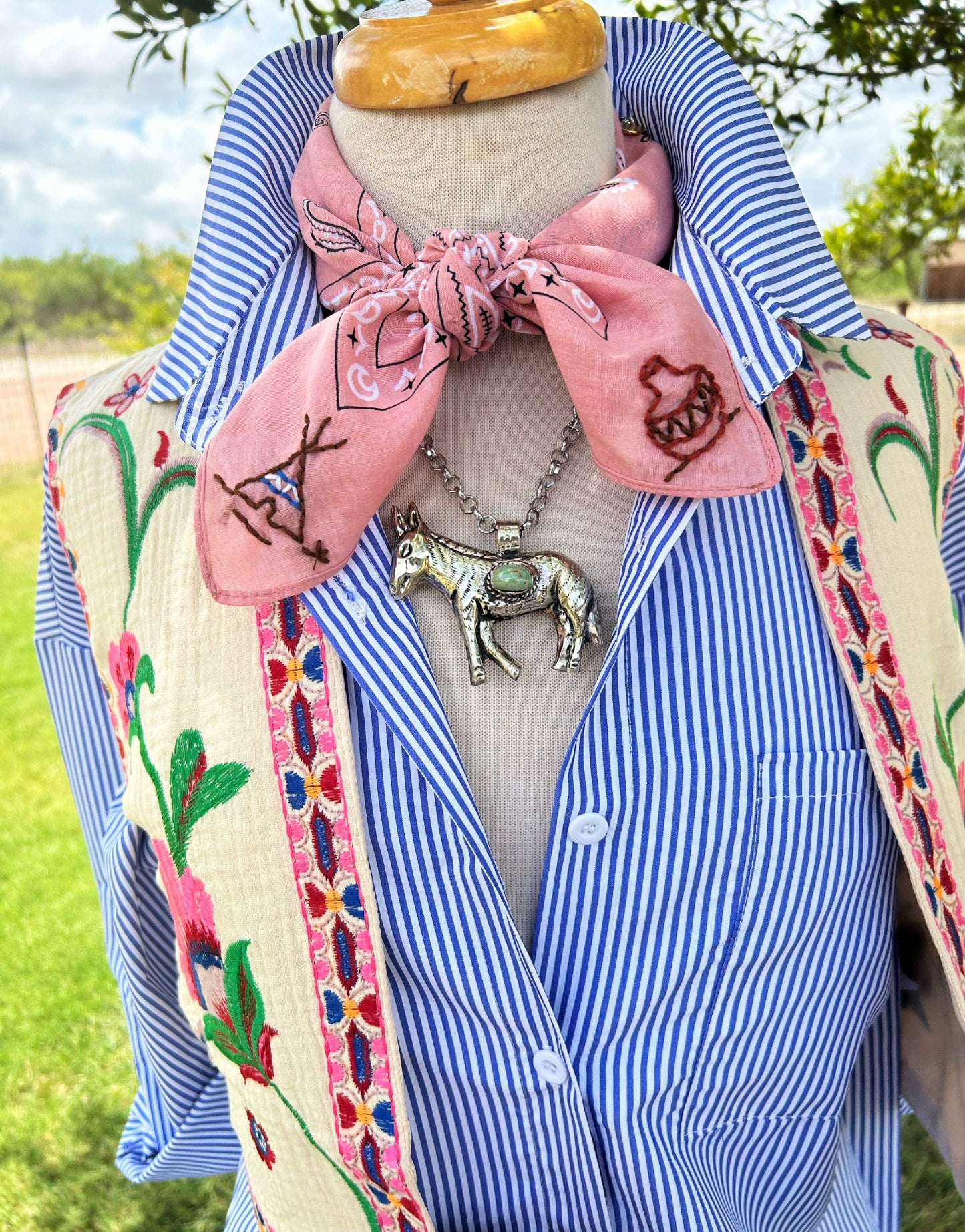 Pradera Pink Zuni Bandana